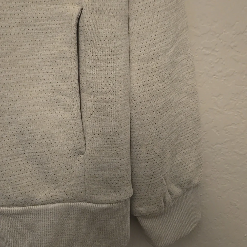 Spyder Men's Light Gray Crewneck, Fleece Lined, Pullover Sweater